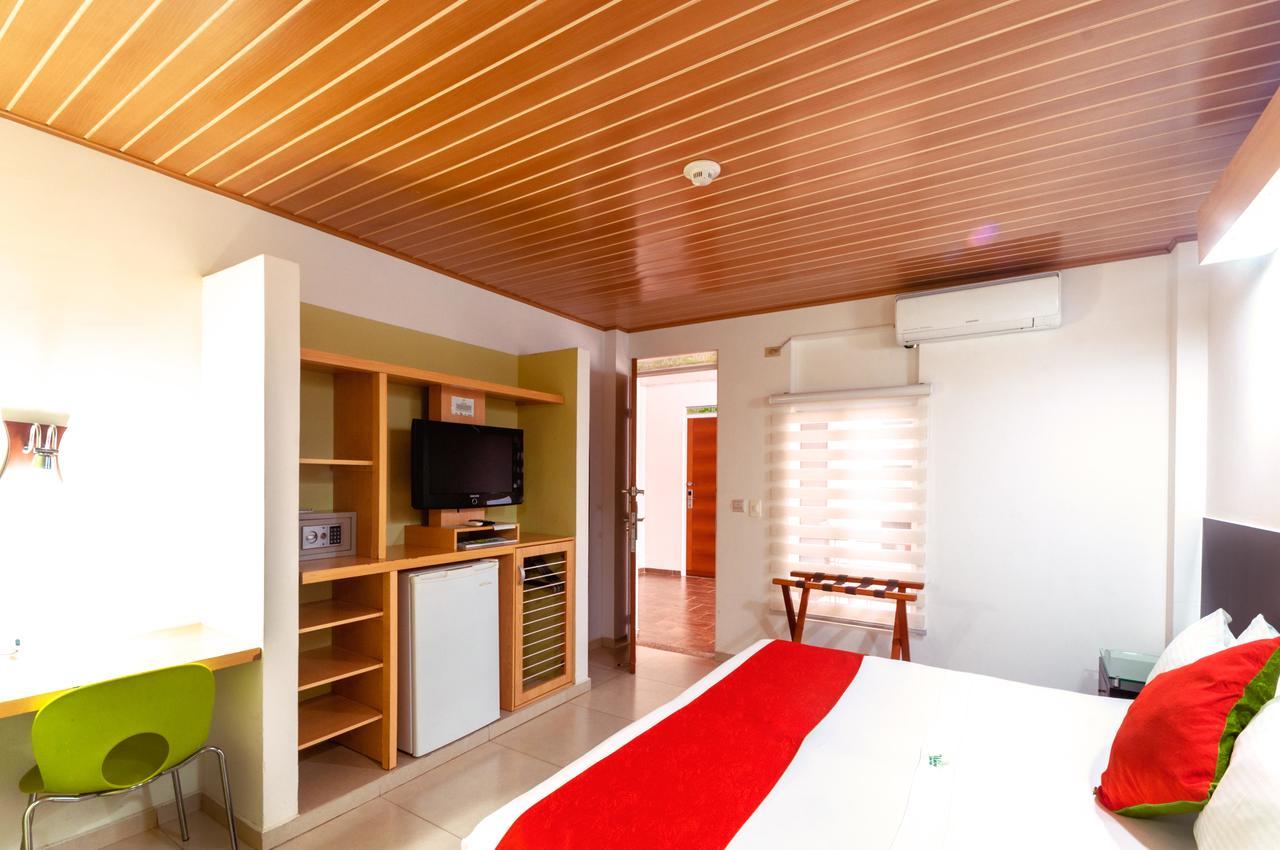 Waira Suites Leticia Exterior foto